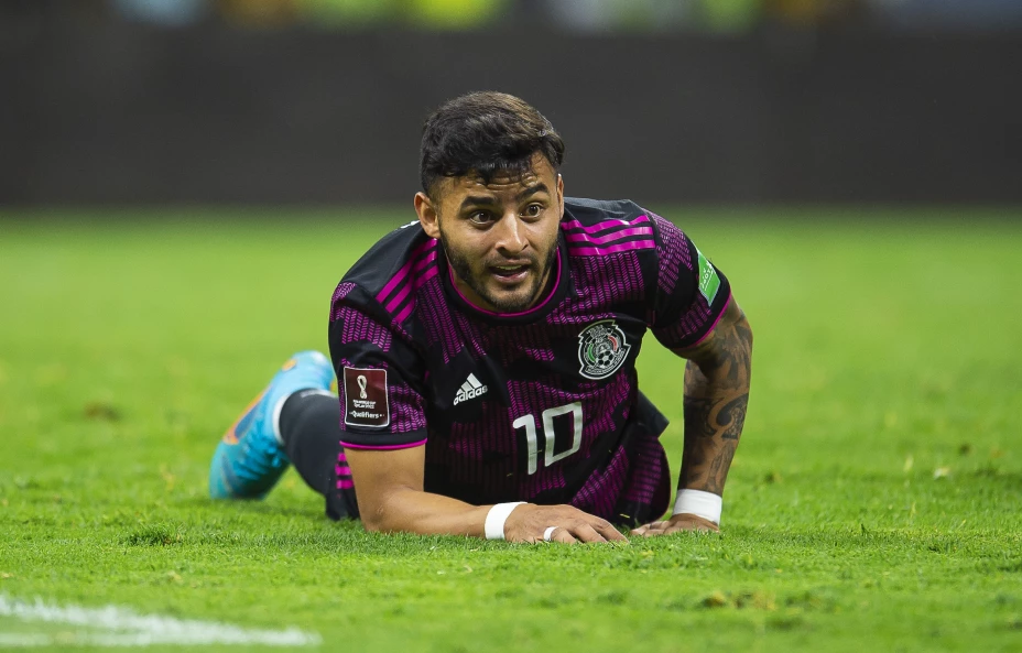Alexis Vega México vs Costa Rica.
