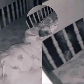 Aterrador video muestra a una bruja asechando a un bebé.jpg