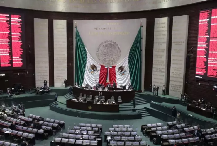 Crisis hídrica llega a los diputados Piden concretar Ley que le garantice agua a la población