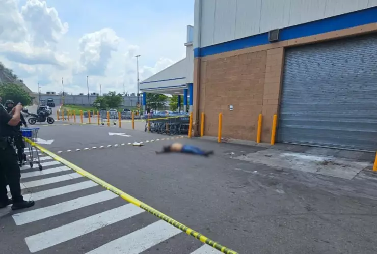 Asesinan a hombre en estacionamiento de la México