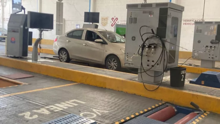 Suspenden verificación vehicular durante tres día de abril