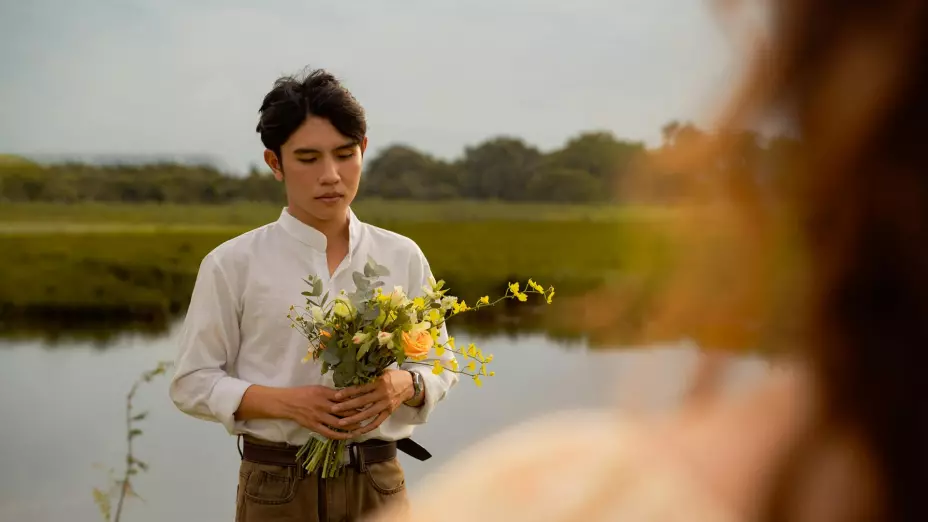¿Por qué se regalan flores amarillas cada 21 de septiembre en Guadalajara? Conoce la historia detrás de esta viral tradición