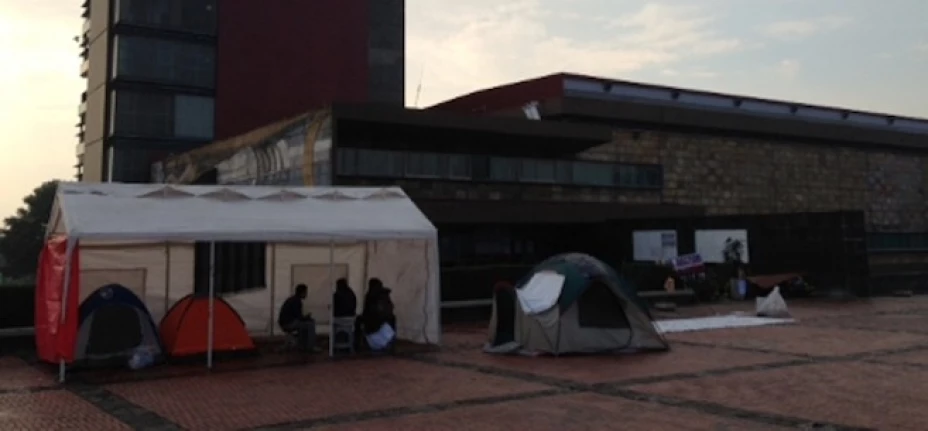A lo largo del día se espera que se coloquen más carpas, y se instale un plantón por tiempo indefinido