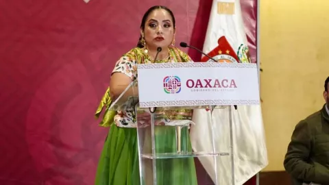 Tarjeta Margarita Maza 2025