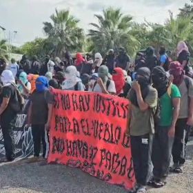 ayotzinapa-marchan-en-chilpancingo-a-cuatro-dias-los-12-anos-la-desaparicion-los-43