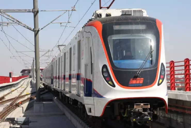 Un sujeto lanzó a un hombre a vías del Metro de Monterrey, después de tener una pelea con el en la estación Cuauhtémoc.