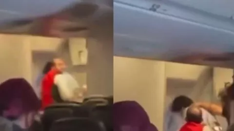 Pasajero intenta abrir la puerta de la cabina de un avión en pleno vuelo