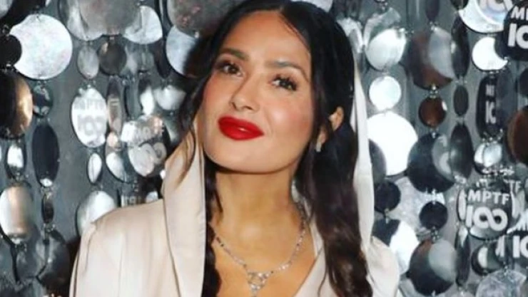 VIDEO - Salma Hayek confiesa que le escupió a Eminem
