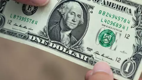 ¿Vuelve a subir? Precio de CIERRE del dólar HOY martes 24 de febrero