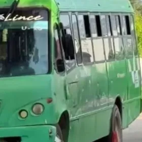 1. Ataque armado a transporte con estudiantes y pelea a machetazos evidencian violencia en Sinaloa