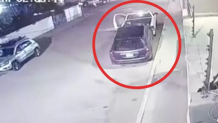 Policías roban supuestamente auto con patrulla en Playas de Tijuana; esto pasó