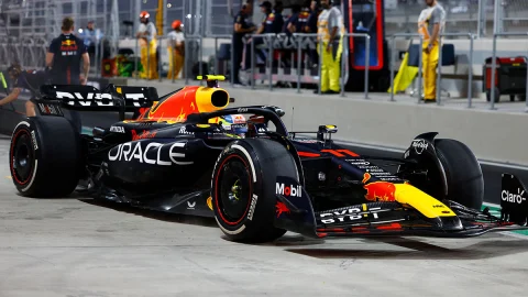 Checo Pérez en el Gran Premio de Qatar