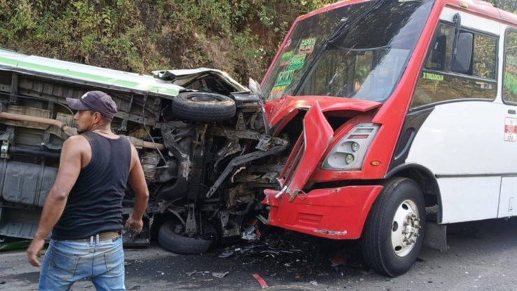 Accidente en carretera a Chalma .png