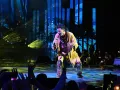 Jessy Portillo iluminó el escenario con su interpretación de “Esta noche es para amar”, y la magia de Disney se sintió en cada nota. Chiquis destacó que escuchó a un Jessy diferente, lleno de felicidad y seguridad, dejando a todos encantados con su presentación.