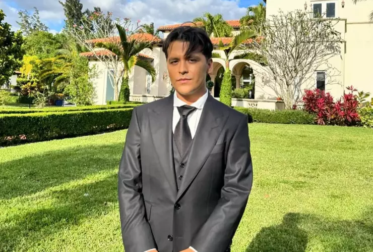 Christian Nodal se dislocó la mandíbula ¿Ya no podrá cantar_?