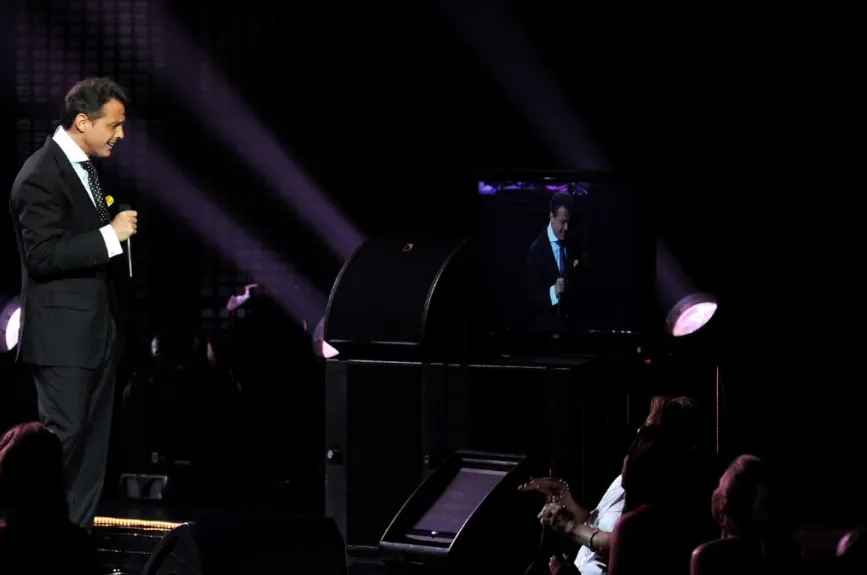 Luis Miguel (7).jpg