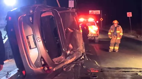 auto volcado en Libramiento Morelos