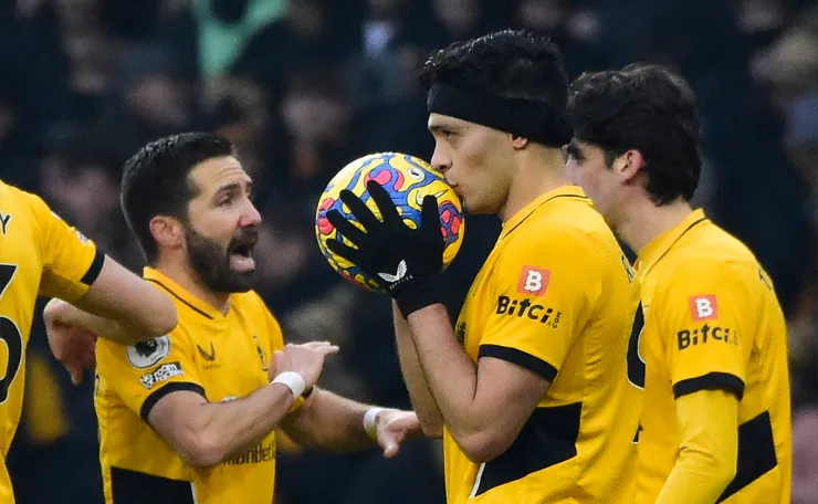 Raúl Jiménez con el Wolverhampton