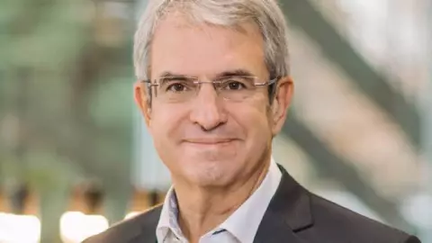 Nueva polémica empresarial: Despiden a Laurent Freixe, CEO de Nestlé, por relación amorosa con empleada