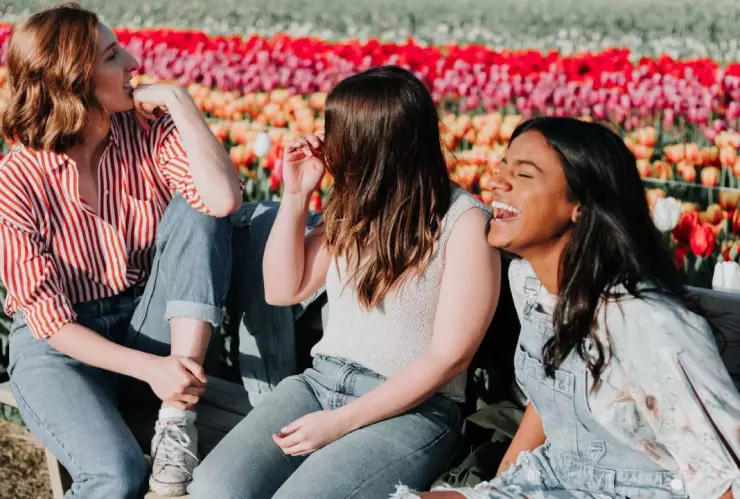 ¿La menstruación se sincroniza entre las mujeres que viven juntas?