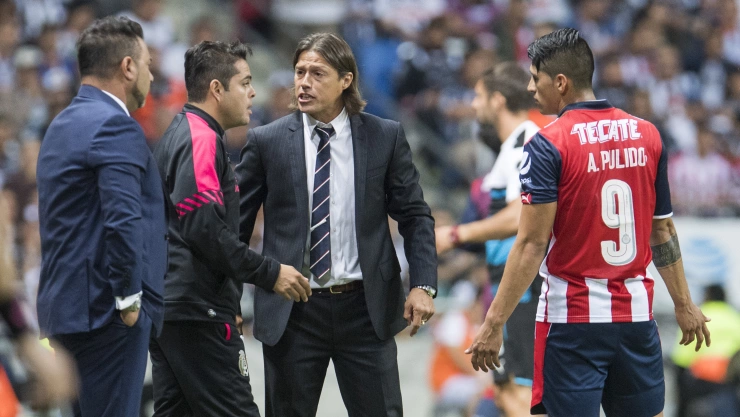 Matías Almeyda llegaría a Monterrey si le cumplen a dos ex jugadores de Chivas
