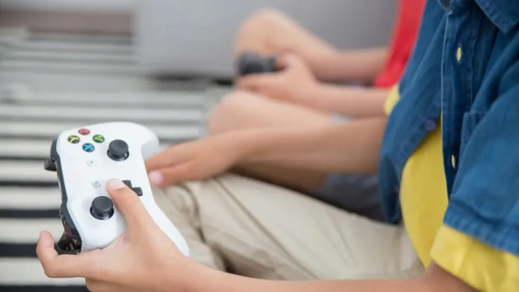 videojuegos-ayudan-niños-estimular-cerebro.jpg