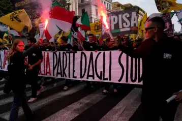 Protesta estudiantil en Milán, Italia.