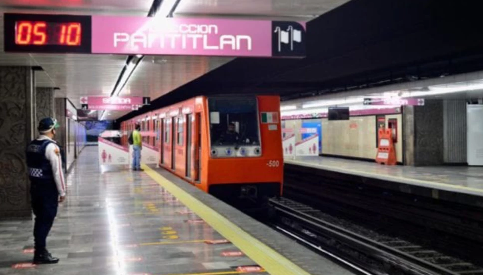 Estación de la Línea 1 del Metro CDMX