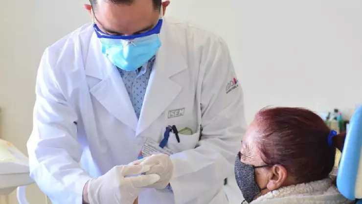 Vacuna COVID-19 regresa a estos estados por aumento de contagios