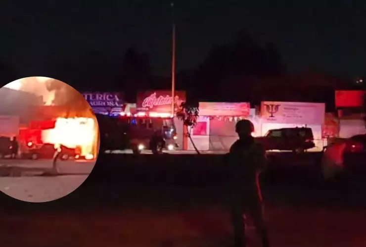 Muere persona tras incendiarse su carro en una persecución en el bulevar Agricultores, en Culiacán. .jpg