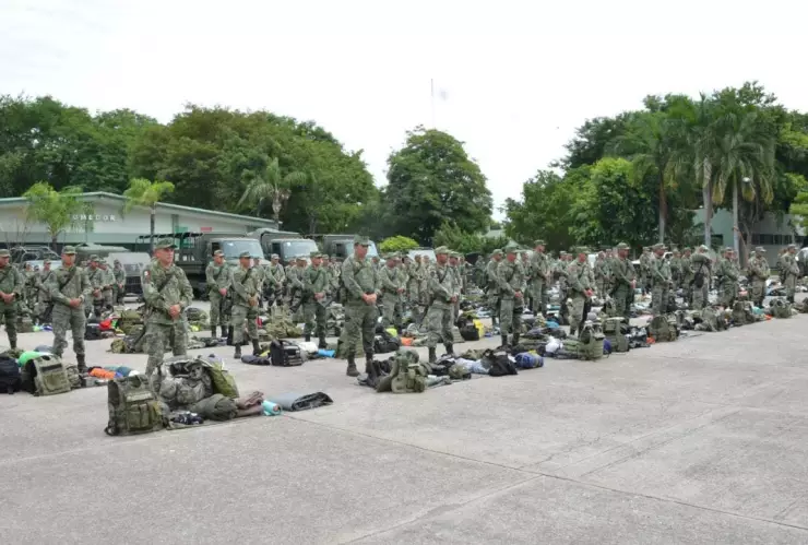 Elementos del Ejército llegaron a Michoacán para reforzar la seguridad.
