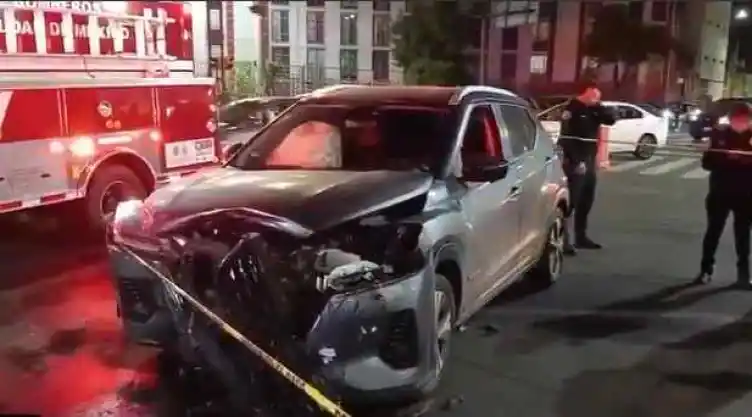 Choque entre automóviles
