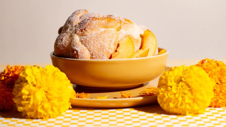 Cuánto cuesta hacer pan de muerto casero en México