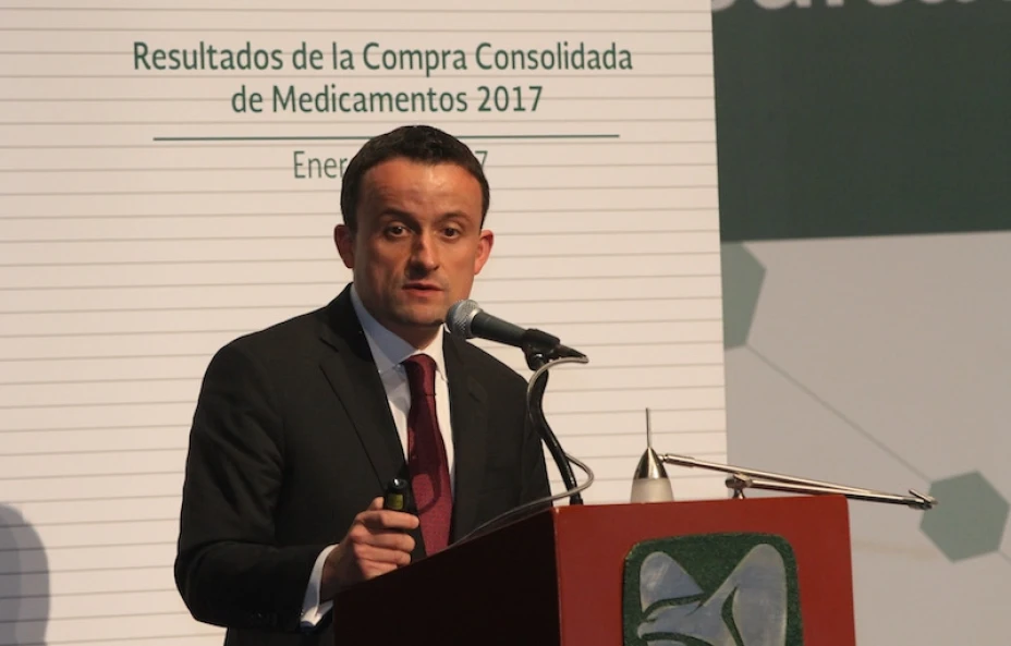 IMSS ahorra en compra de medicamentos