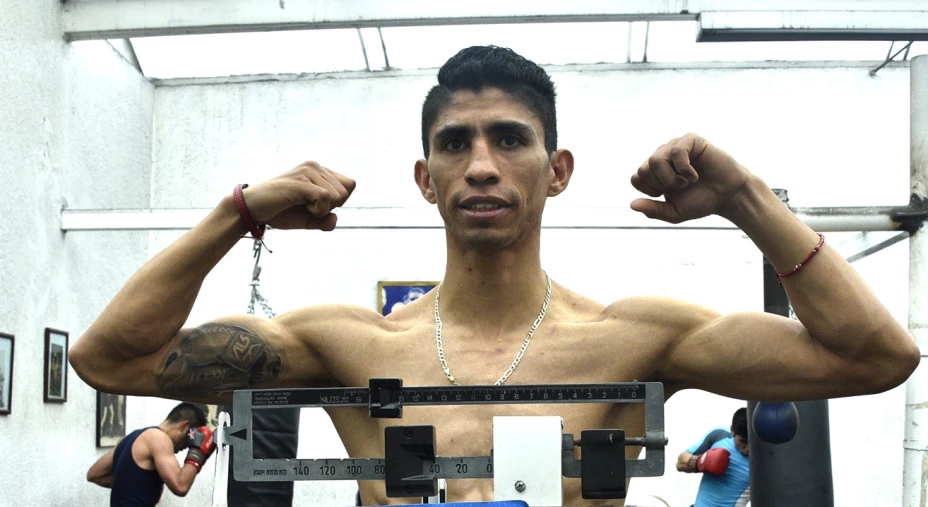 REY VARGAS
