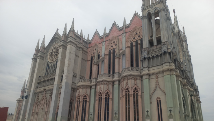 ¿Cuánto cuesta casarse en el templo Expiatorio de León en 2025.png