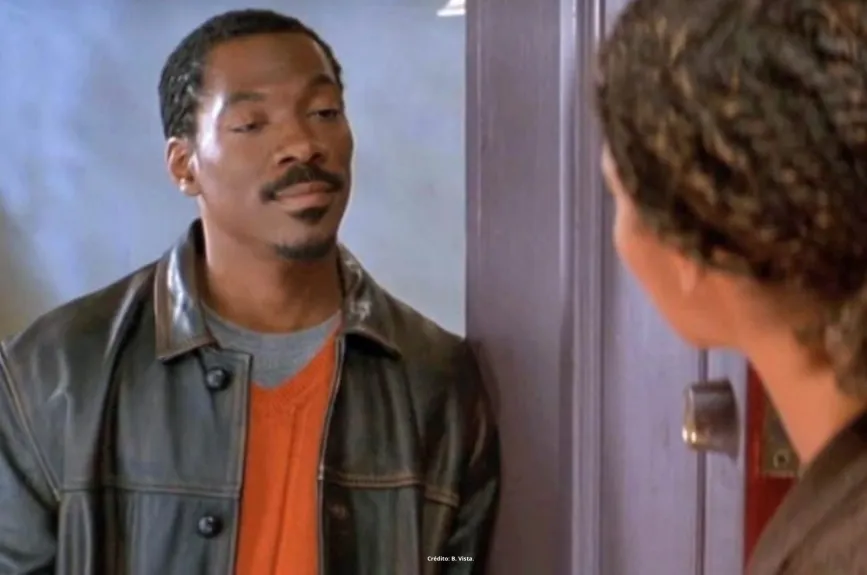 Te contamos por qué a Eddie Murphy lo atraparon con una chica trans y qué hacía con ella. (Escenas de la película ‘El negociador’ por Azteca 7)