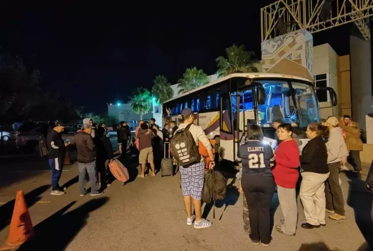 Chihuahuense varado en Acapulco durante Huracán Otis