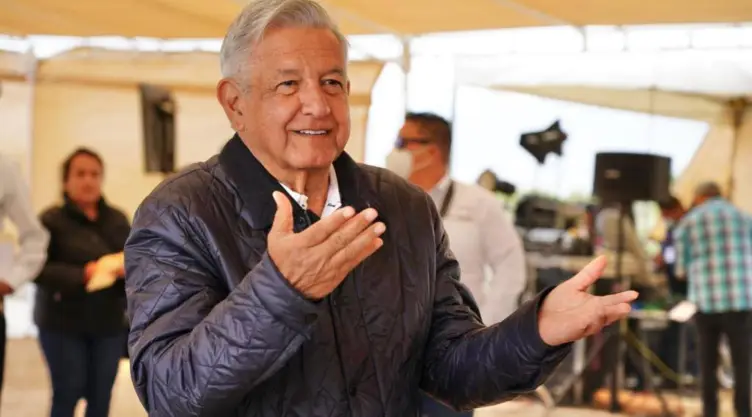 amlo-caguamas-anaya-cerveza.jpg