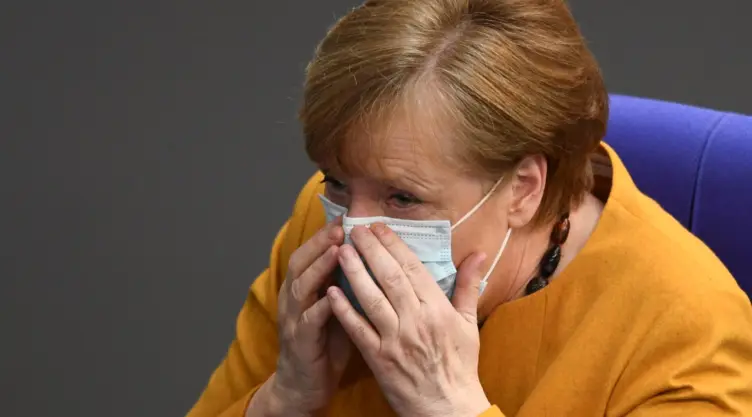 angela-merkel-error-semana-santa.jpg