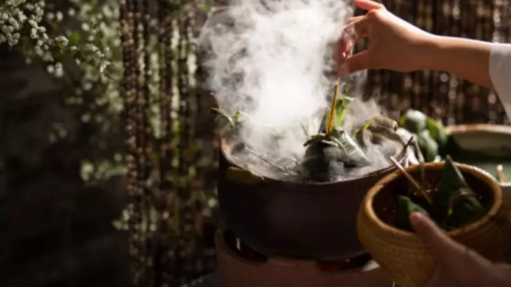 SAT: ¡No es broma! Los chamanes, brujos y curanderos ya facturan