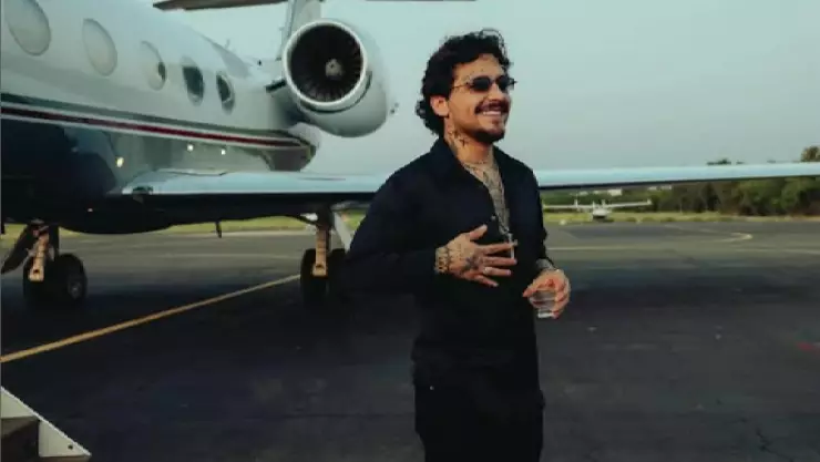 La canción de Christian Nodal que NO ha llegado al MILLÓN de reproducciones en YouTube