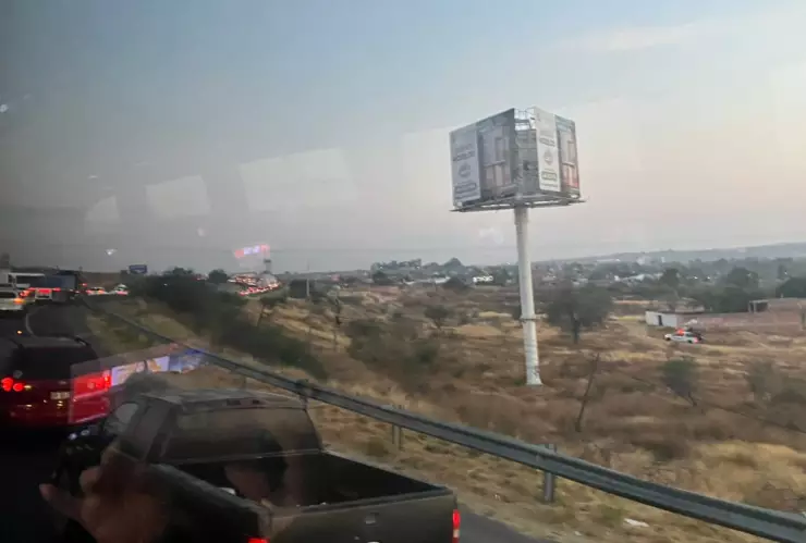Tráfico carretera Irapuato-León hoy lunes 1 diciembre 2025.png
