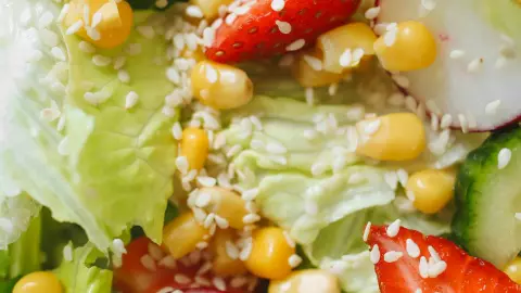 Las ensaladas frescas son perfectas para combatir el calor en primavera