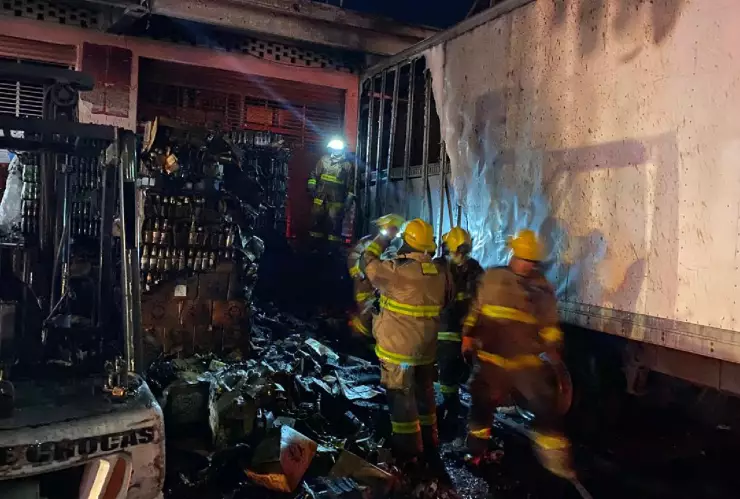 Incendio en Central de Abastos León, gto hoy 26 de octubre 2024