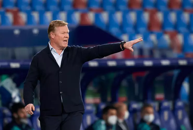 Ronald Koeman seguirá al frente del Barcelona.