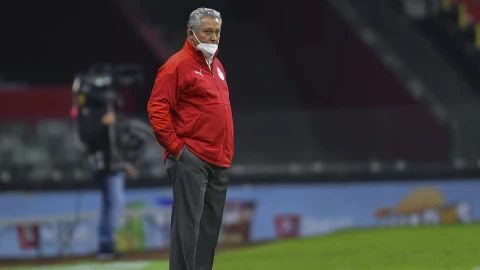 Víctor Manuel Vucetich, técnico de Chivas