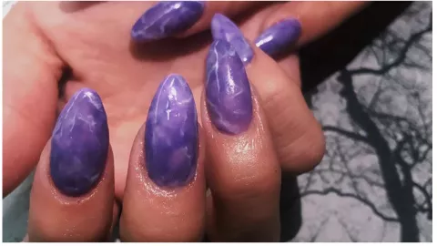 uñas estilo cuarzo