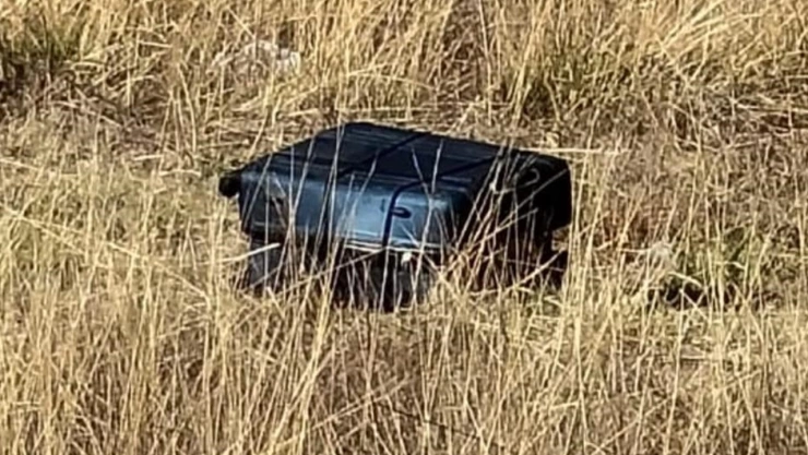 Hallan cuerpo dentro de una maleta abandonada en los límites de Tlaxcala con Puebla