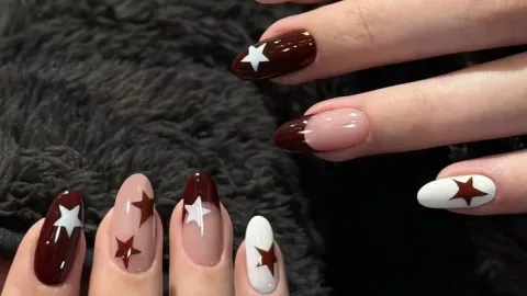 7 diseños de uñas con estrellas: las puedes usar en cortas o largas y se verán de lujo